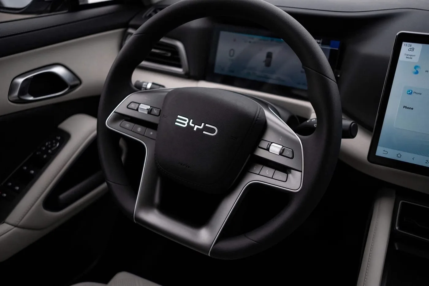 Vô lăng BYD Atto 2 tại BYD Khánh Hoà Nha Trang