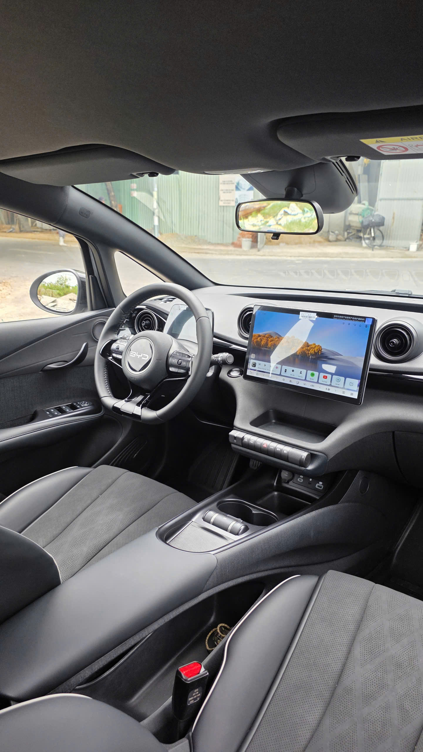 Màn hình cảm ứng xoay trung tâm BYD Dolphin tại BYD Khánh Hoà Nha Trang