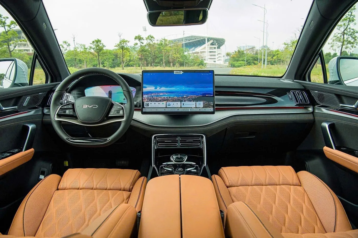 Màn hình trung tâm BYD Sealion 8 tại BYD Khánh Hoà Nha Trang