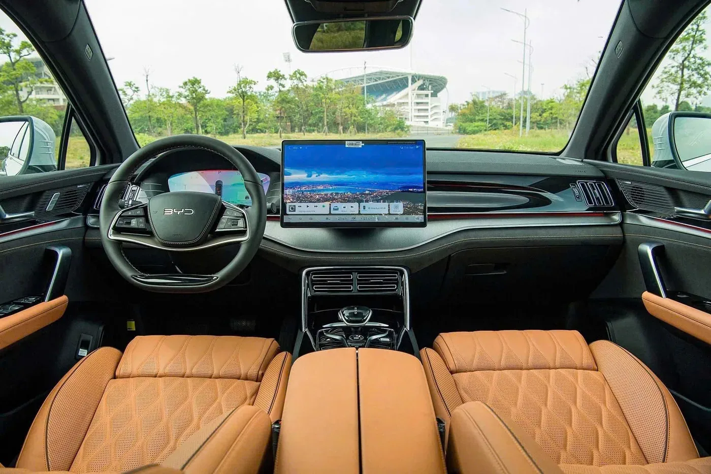 Màn hình trung tâm BYD Sealion 8 tại BYD Khánh Hoà Nha Trang